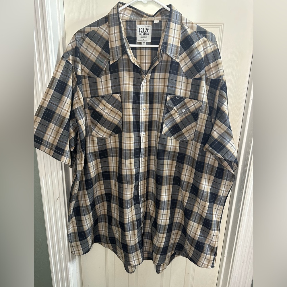 Ely Cattlemen pearl snap down short sleeve